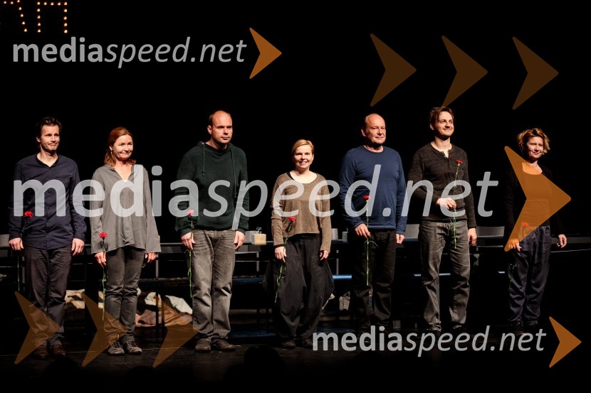  Aljoša Ternovšek, igralec;  Vesna  Jevnikar, igralka;  Gregor Zorc, igralec;  Vesna  Slapar, igralka;  Peter Musevski, igralec;  Blaž Setnikar, igralec;  Vesna Pernarčič, igralka49. teden slovenske drame, otvoritev