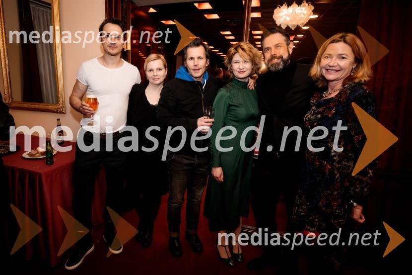  Blaž Setnikar, igralec;  Vesna  Slapar, igralka;  Aljoša Ternovšek, igralec;  Vesna Pernarčič, igralka;  ... ;  Vesna  Jevnikar, igralka49. teden slovenske drame, otvoritev