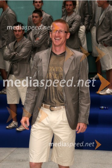 Matic Osovnikar, atletPredstavitev slovenske olimpijske delegacije - Peking 2008