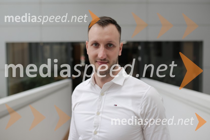 asist. mag. Damjan Maučec, Fakulteta za gradbeništvo, prometno inženirstvo in arhitekturo Univerze v MariboruSodobne rešitve uporabe mavčnih oblog v okvirni večetažni leseni gradnji, strokovni posvet