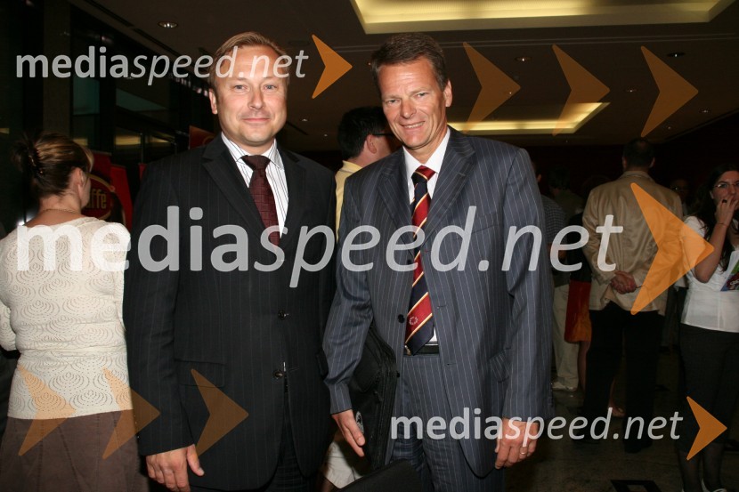 Peter Kukovica, predsednik Atletske zveze Slovenije in ...Predstavitev slovenske olimpijske delegacije - Peking 2008