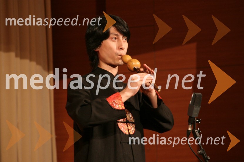 Xu Ji, kitajski glasbenikPredstavitev slovenske olimpijske delegacije - Peking 2008