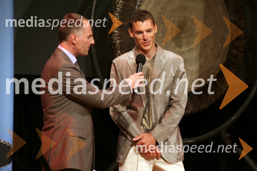 Igor E. Bergant, urednik športa na RTV Slovenija in voditelj večera ter Vasilij Žbogar, jadralecPredstavitev slovenske olimpijske delegacije - Peking 2008