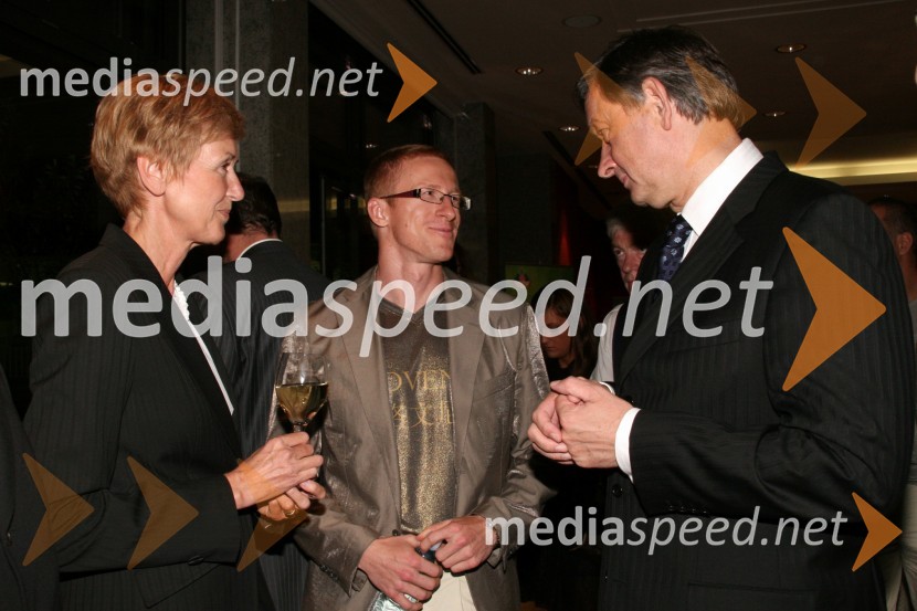 Cvetka Selšek, predsednica uprave SKB banke, Matic Osovnikar, atlet in dr. Danilo Türk, predsednik Republike SlovenijePredstavitev slovenske olimpijske delegacije - Peking 2008