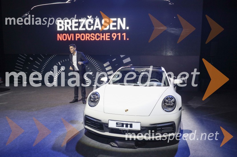 Porsche 911, slovenska predstavitev