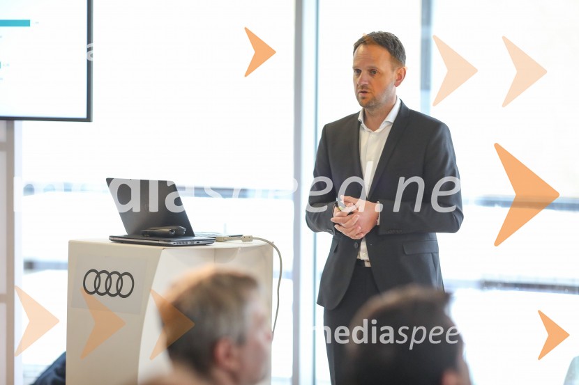  Franci Bolta, direktor znamke Audi pri podjetju Porsche Slovenija d.o.o.Audi e-tron, slovenska predstavitev