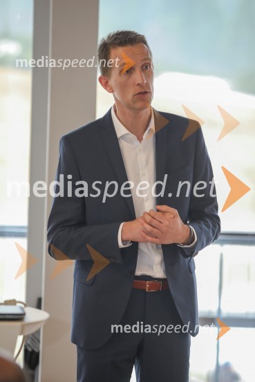 Audi e-tron, slovenska predstavitev