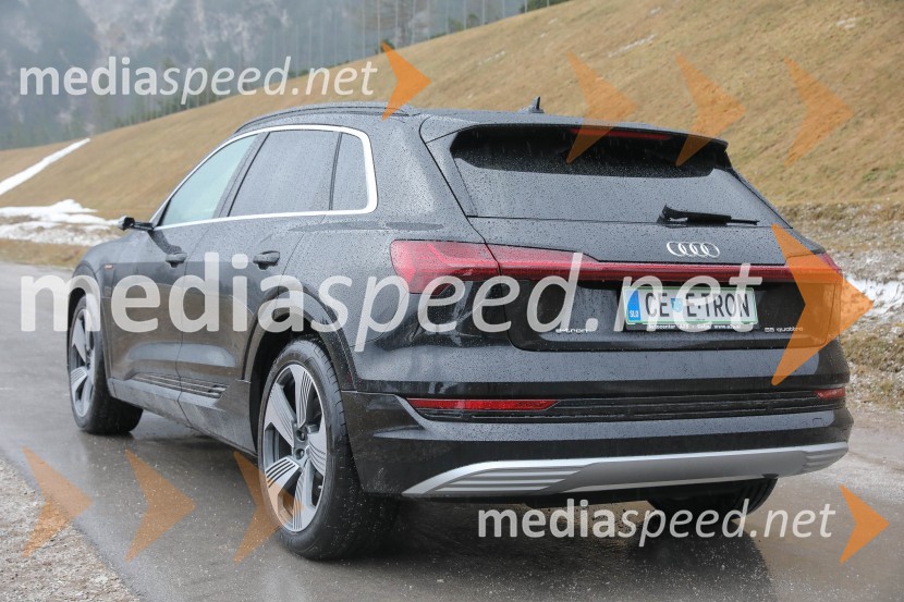 Audi e-tronAudi e-tron, slovenska predstavitev