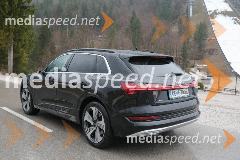 Audi e-tronAudi e-tron, slovenska predstavitev