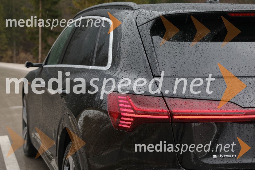 Audi e-tronAudi e-tron, slovenska predstavitev