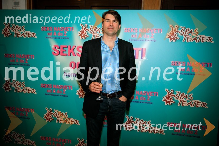  Matt Murphy, producent, avtor komedije Sex Tips for Straight Women from a Gay ManSeks nasveti od A do Ž, premiera komedije