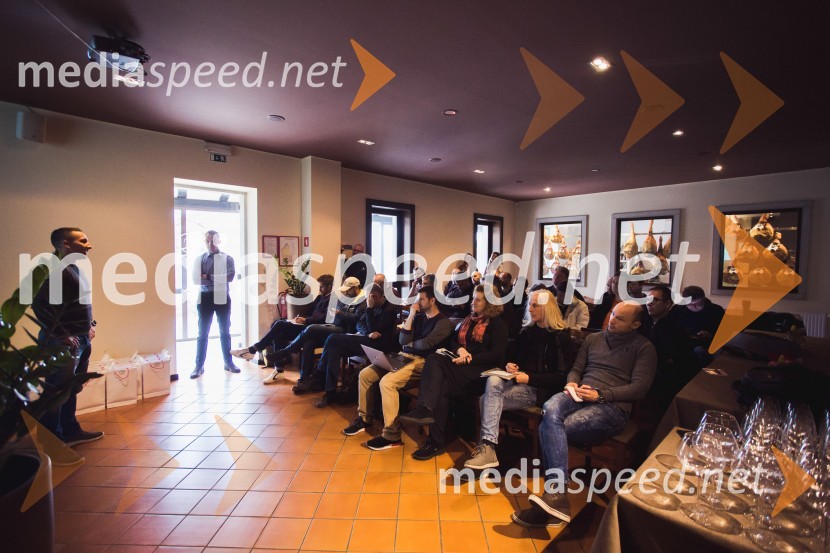 Toyota Corolla, slovenska predstavitevToyota Corolla, slovenska predstavitev