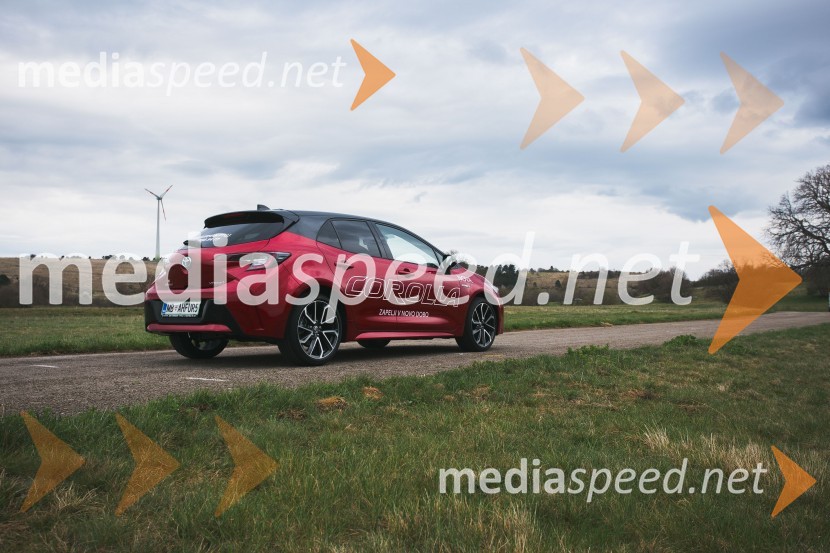 Toyota Corolla (E210)Toyota Corolla, slovenska predstavitev