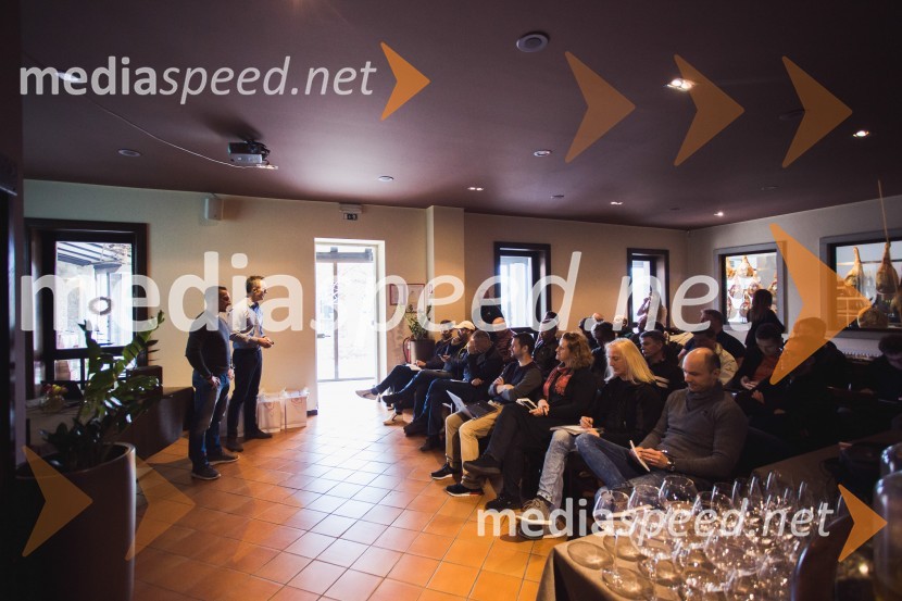 Toyota Corolla, slovenska predstavitev