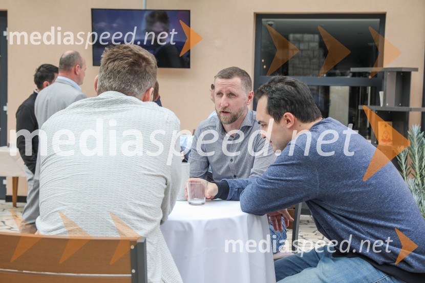 Volkswagen T-Cross, slovenska predstavitev