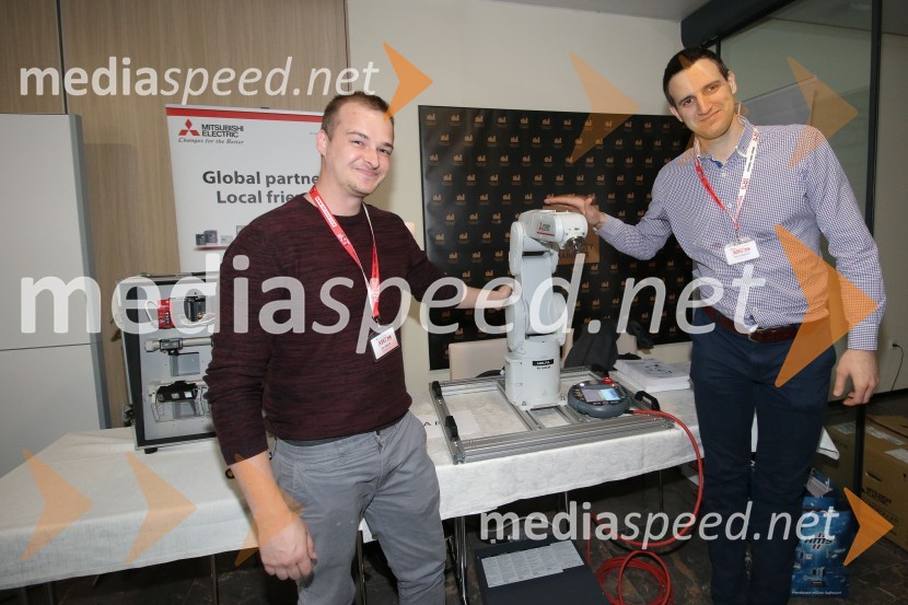  Žan Barlič;  Tim VrbančičKonferenca Avtomatizacija v industriji in gospodarstvu 2019