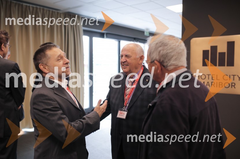  Jurij Mikelm, urednik revije Svet elektronike; prof. dr. Karel  Jezernik, Fakulteta za elektrotehniko, računalništvo in informatiko, Univerza v Mariboru;  ... Konferenca Avtomatizacija v industriji in gospodarstvu 2019