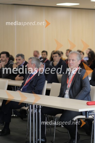 prof. dr. Boris Tovornik, predsednik konference AIG'19; dr. Nenad Muškinja, Fakulteta za elektrotehniko, računalništvo in informatiko, Univerza v MariboruKonferenca Avtomatizacija v industriji in gospodarstvu 2019