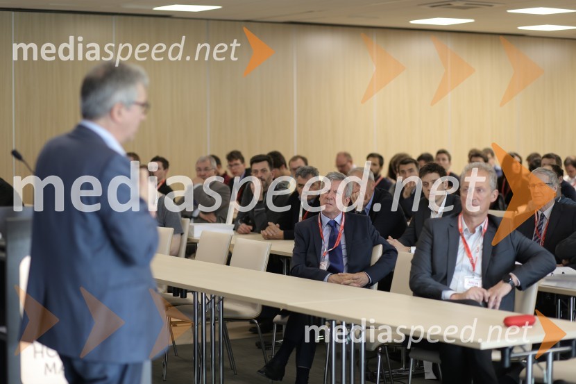 prof. dr. Boris Tovornik, predsednik konference AIG'19; dr. Nenad Muškinja, Fakulteta za elektrotehniko, računalništvo in informatiko, Univerza v MariboruKonferenca Avtomatizacija v industriji in gospodarstvu 2019