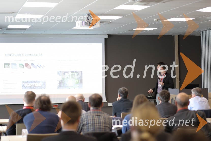 dr. Boštjan Dolenc, Institus Jožef StefanKonferenca Avtomatizacija v industriji in gospodarstvu 2019