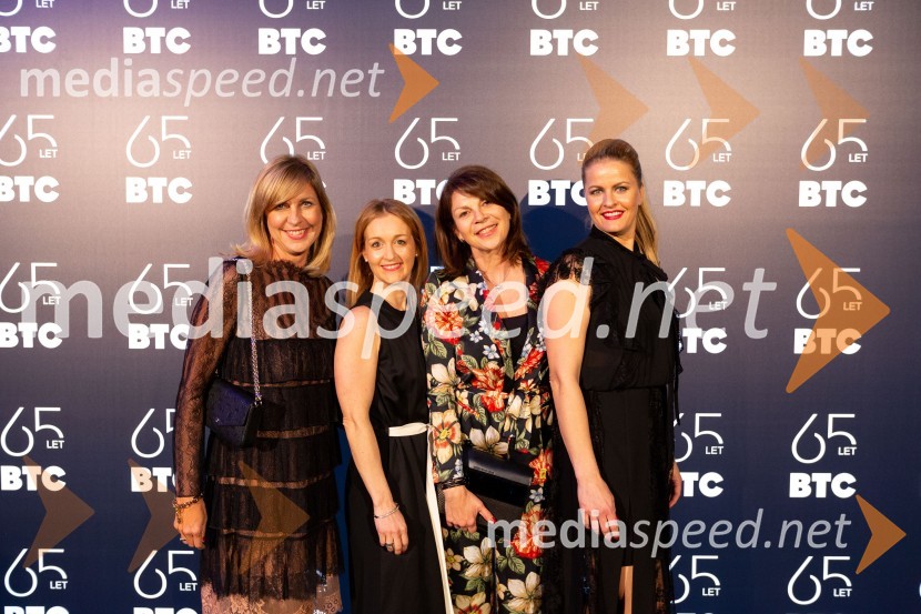  Marjeta Kljajič, agencija Nicha;  ... ;  Lidija Pavlin, agencija Nicha;  Petra Grosman, vodja poslovne pisarne in protokola v upravi družbe BTCPraznovanje 65-letnice družbe BTC