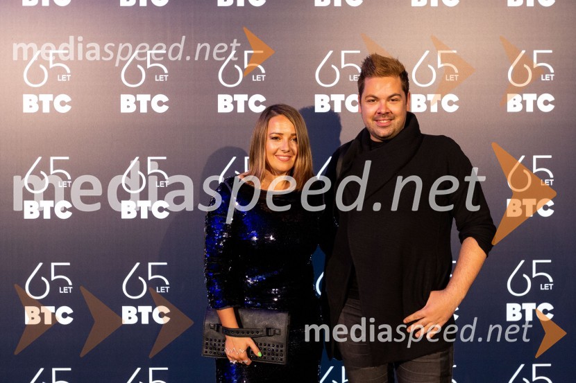  Katja Klavora, predstavnica odnosov z javnostmi PRO PLUS;  Nejc Simšič, novinarPraznovanje 65-letnice družbe BTC