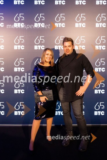  Katja Klavora, predstavnica odnosov z javnostmi PRO PLUS;  Nejc Simšič, novinarPraznovanje 65-letnice družbe BTC