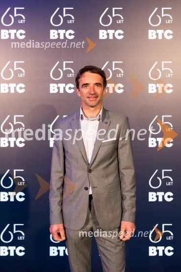 dr. Franci Petek, nekdanji smučarski skakalec in direktor SZSPraznovanje 65-letnice družbe BTC