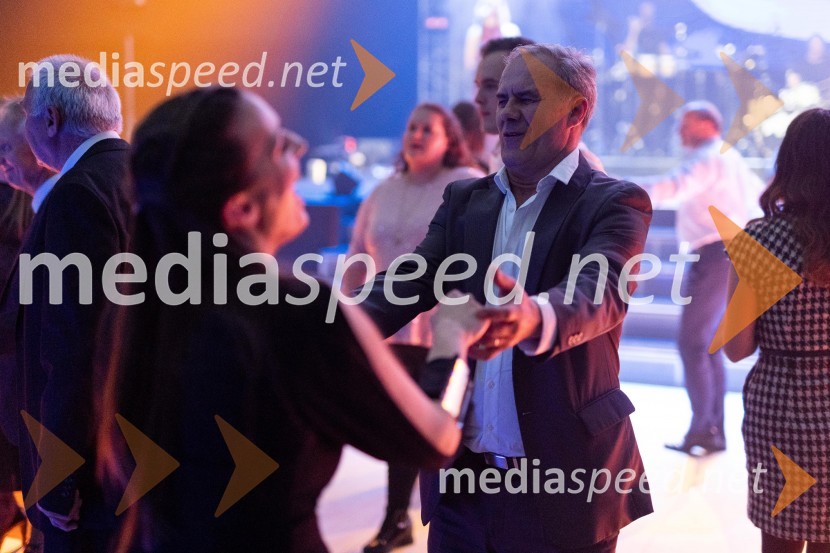  Jože  Mermal, predsednik uprave družbe BTCPraznovanje 65-letnice družbe BTC