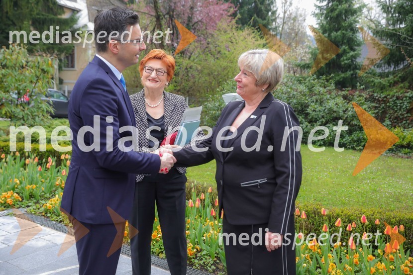  Marjan  Šarec, predsednik Vlade Republike Slovenije; prof. dr.  Danica  Purg,  direktorica IEDC Poslovna šola Bled;  Gertrud Rantzen, predsednica, Slovensko-nemška gospodarska zbornicaDan slovensko-nemškega gospodarstva 2019