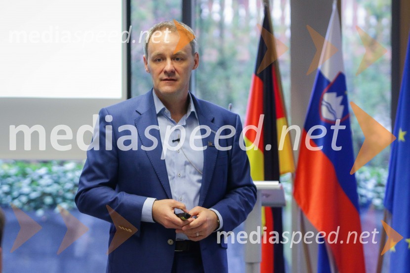 dr. Dietmar C. Schlößer, vodja digitalizacije in inovacij, TÜV Nord Group, NemčijaDan slovensko-nemškega gospodarstva 2019