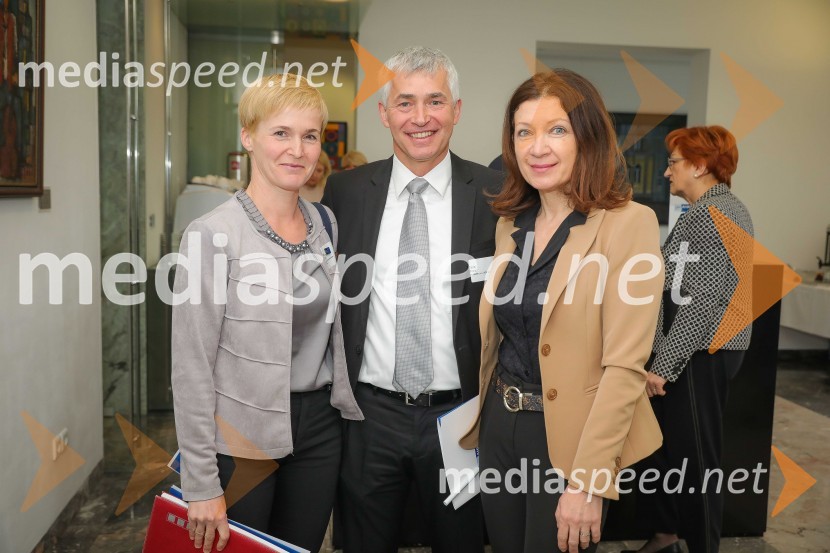  Urška Štimec, izobraževanja in projekti, Slovensko-nemška gospodarska zbornica (AHK Slovenija);  ... ;  ... Dan slovensko-nemškega gospodarstva 2019