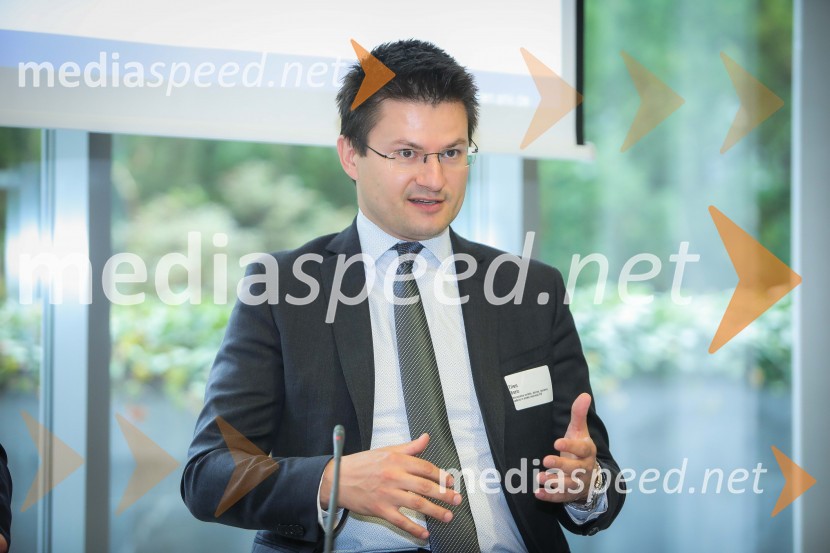  Tilen Božič, državni sekretar na Ministrstvu za delo, družino, socialne zadeve in enake možnostiDan slovensko-nemškega gospodarstva 2019