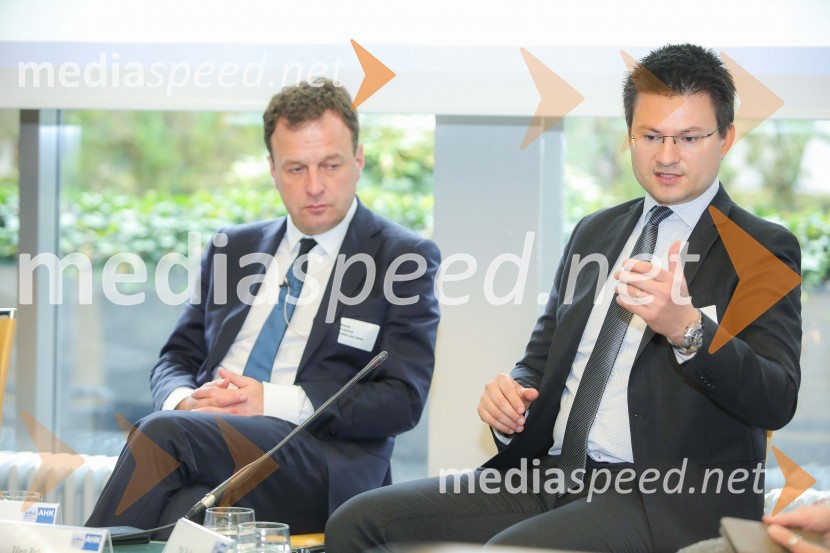  Marko Grobelnik, raziskovalec v laboratoriju za umetno inteligenco na Institutu Jožef Stefan, izvršni direktor Quintelligence in glasnik digitalnih tehnologij RS;  Tilen Božič, državni sekretar na Ministrstvu za delo, družino, socialne zadeve in enake možnostiDan slovensko-nemškega gospodarstva 2019