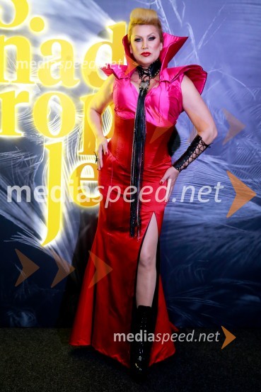  Christa Žentiily - Salomé13. nadstropje, modni spektakel Citycenter Celje