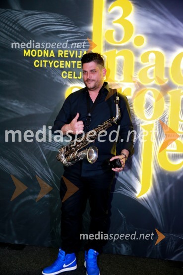  Lovro Ravbar, saksofonist13. nadstropje, modni spektakel Citycenter Celje