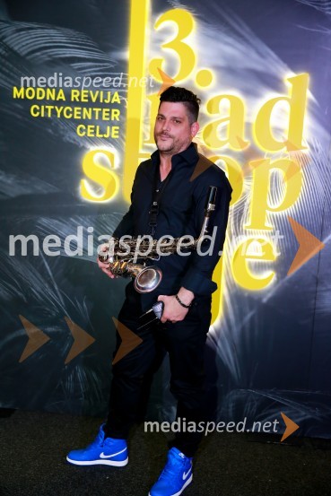  Lovro Ravbar, saksofonist13. nadstropje, modni spektakel Citycenter Celje