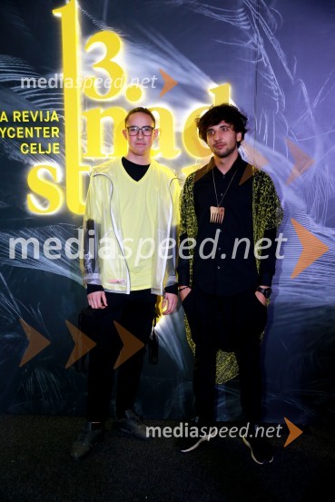  Timi Sitar, frizer;  Vili Koderman, frizer in lastnik znamke Loui Ferry13. nadstropje, modni spektakel Citycenter Celje