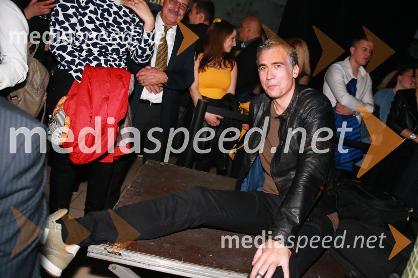  Jan Plestenjak, pevec13. nadstropje, modni spektakel Citycenter Celje