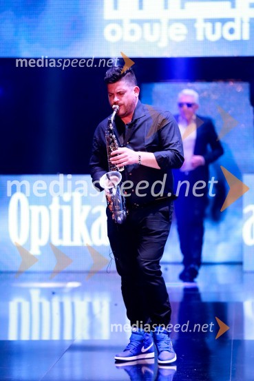  Lovro Ravbar, saksofonist13. nadstropje, modni spektakel Citycenter Celje