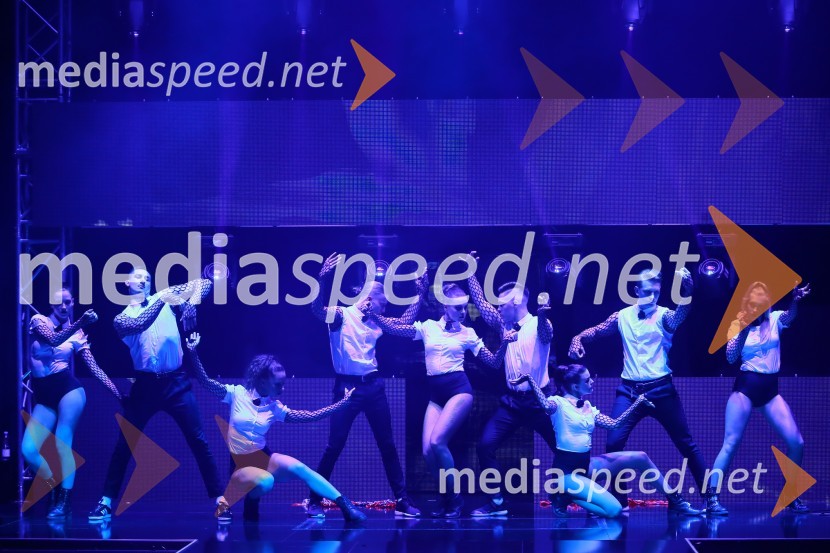 Plesna skupina Selection by Erik Bukovnik13. nadstropje, modni spektakel Citycenter Celje