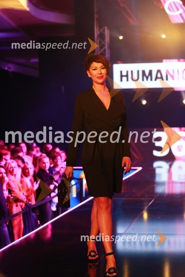  Dragica Trubajič Les, Kraljica Slovenije 200213. nadstropje, modni spektakel Citycenter Celje