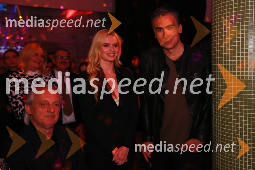  Nadiya  Bychkova, plesalka, manekenka;  Jan Plestenjak, pevec13. nadstropje, modni spektakel Citycenter Celje