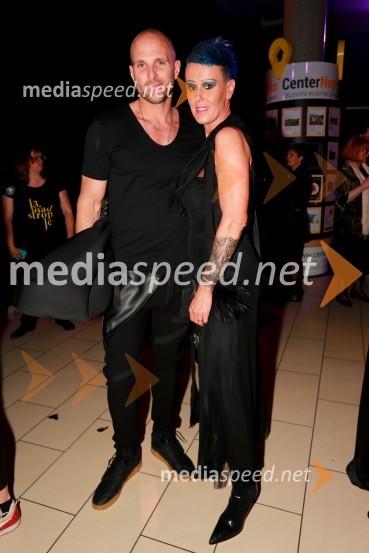 dr. med, Iztok  Kos,  generalni sekretar, Zdravniška zbornica Slovenije,; mag. Mateja Slamnik Kos, vodja korporativnega komuniciranja, Loterija Slovenije13. nadstropje, modni spektakel Citycenter Celje