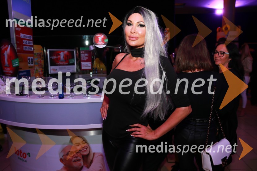  Tatjana Tutan Lenard, Miss Hawaiian Tropic 200013. nadstropje, modni spektakel Citycenter Celje