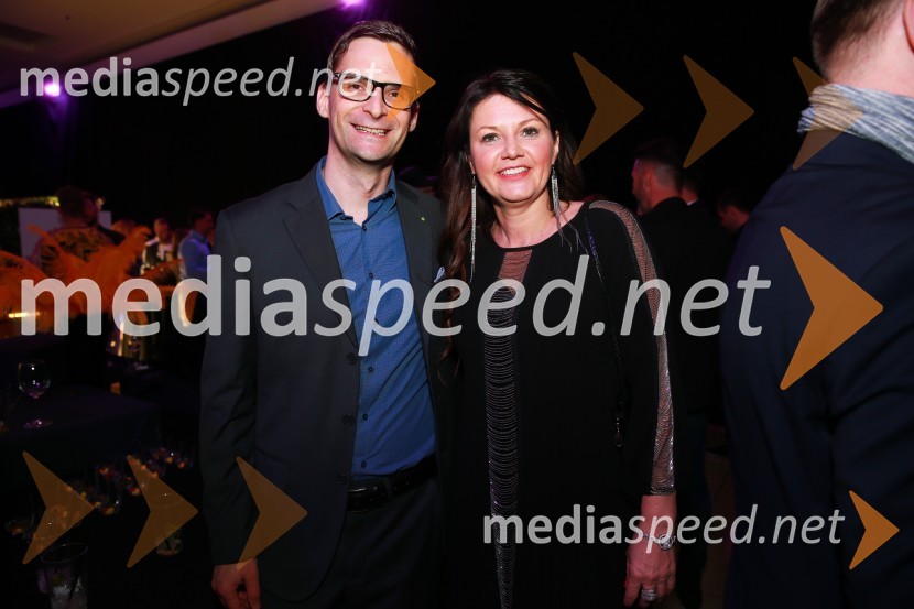  ... ; mag. Andreja  Jernejčič, direktorica podjetja Lin&Nil13. nadstropje, modni spektakel Citycenter Celje