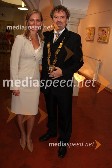 Katarina Kresal, predsednica LDS in dr. Štefan Čelan, župan PtujaMiss Štajerske 2008 za Miss Slovenije 2008