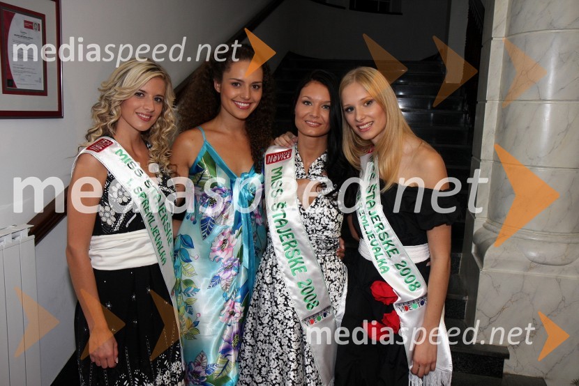 Tjaša Nedeljko, 1. spremljevalka Miss Štajerske 2008, Tadeja Ternar, Miss Slovenije 2007 in članica žirije, Janja Gašljevič, Miss Štajerske 2008 in Sabina Rajh, 2. spremljevalka Miss Štajerske 2008Miss Štajerske 2008 za Miss Slovenije 2008