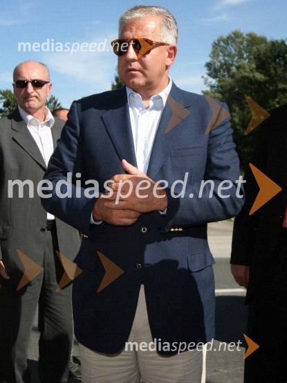 Ivo Sanader, hrvaški premierVlada Republike Hrvaške