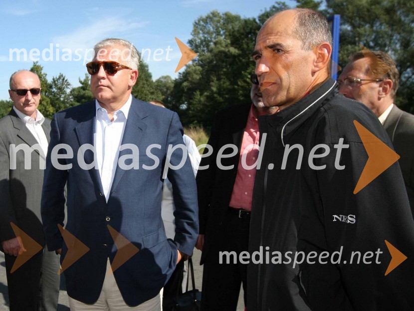 Ivo Sanader, hrvaški premier in Janez Janša, predsednik vlade RSVlada Republike Hrvaške